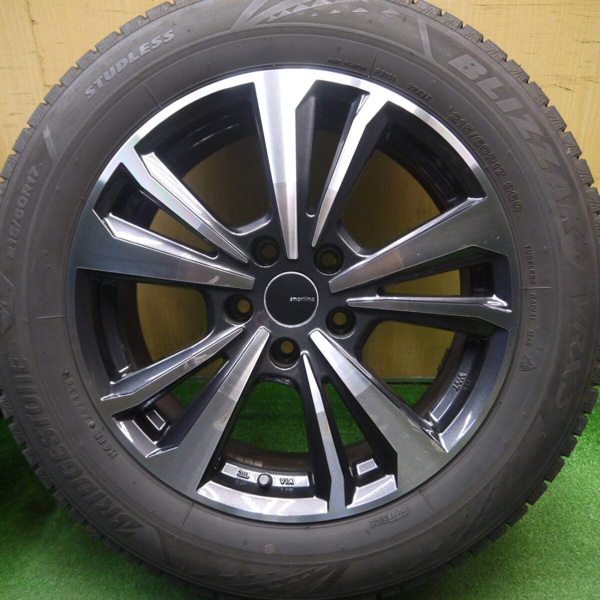 バリ溝!21年!9分★スタッドレス 215/60R17 ブリヂストン ブリザック VRX3 smartline スマートライン 17インチ PCD114.3/5H★5030413Hス