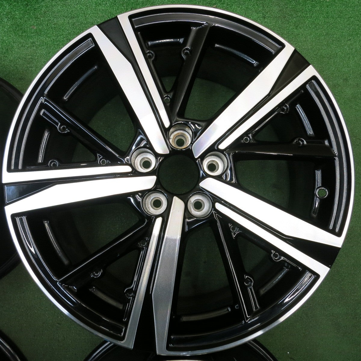 キレイ★プジョー 308 GT 純正 ホイール 18インチ 18×8J PCD108/5H★5092501HAホ