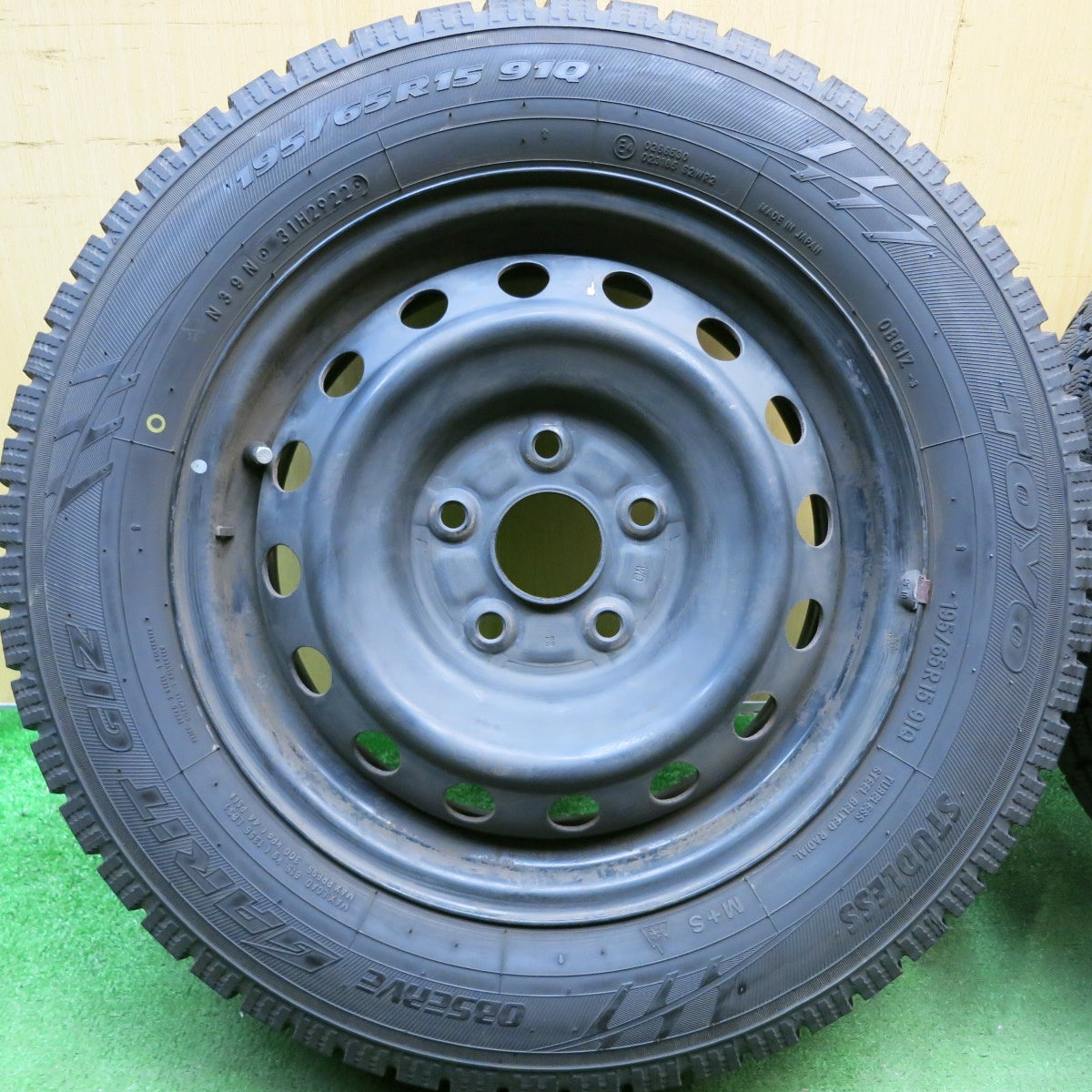 バリ溝!22年!9.5分★スタッドレス 195/65R15 トーヨー オブザーブ ガリット GIZ スチール ホイール 15インチ PCD114.3/5H★5092512HAス