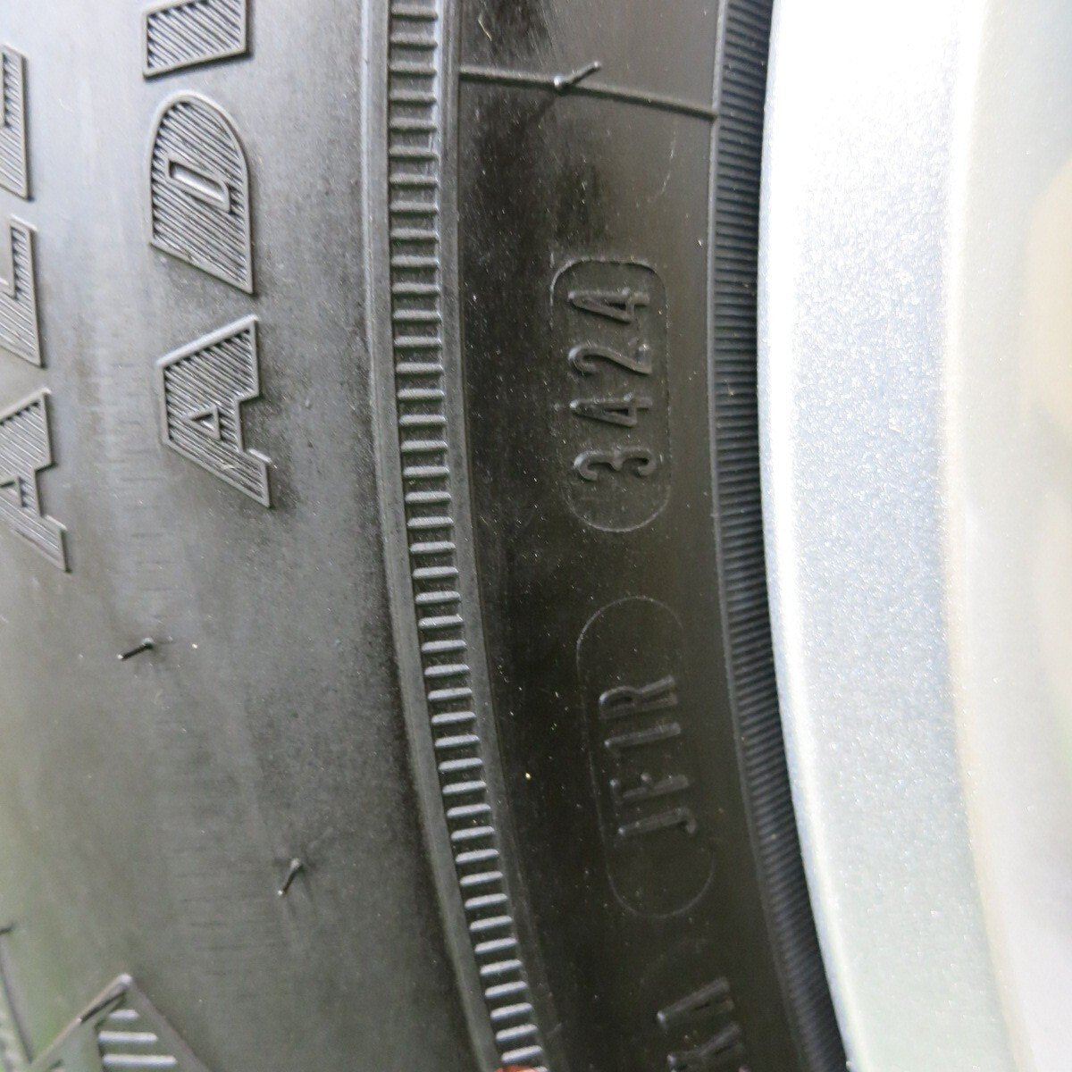 未使用24年1本★ランドローバー ディフェンダー 純正 255/60R20 グッドイヤー ラングラー ALL-TERRAIN PCD120/5H★5031902ナノ