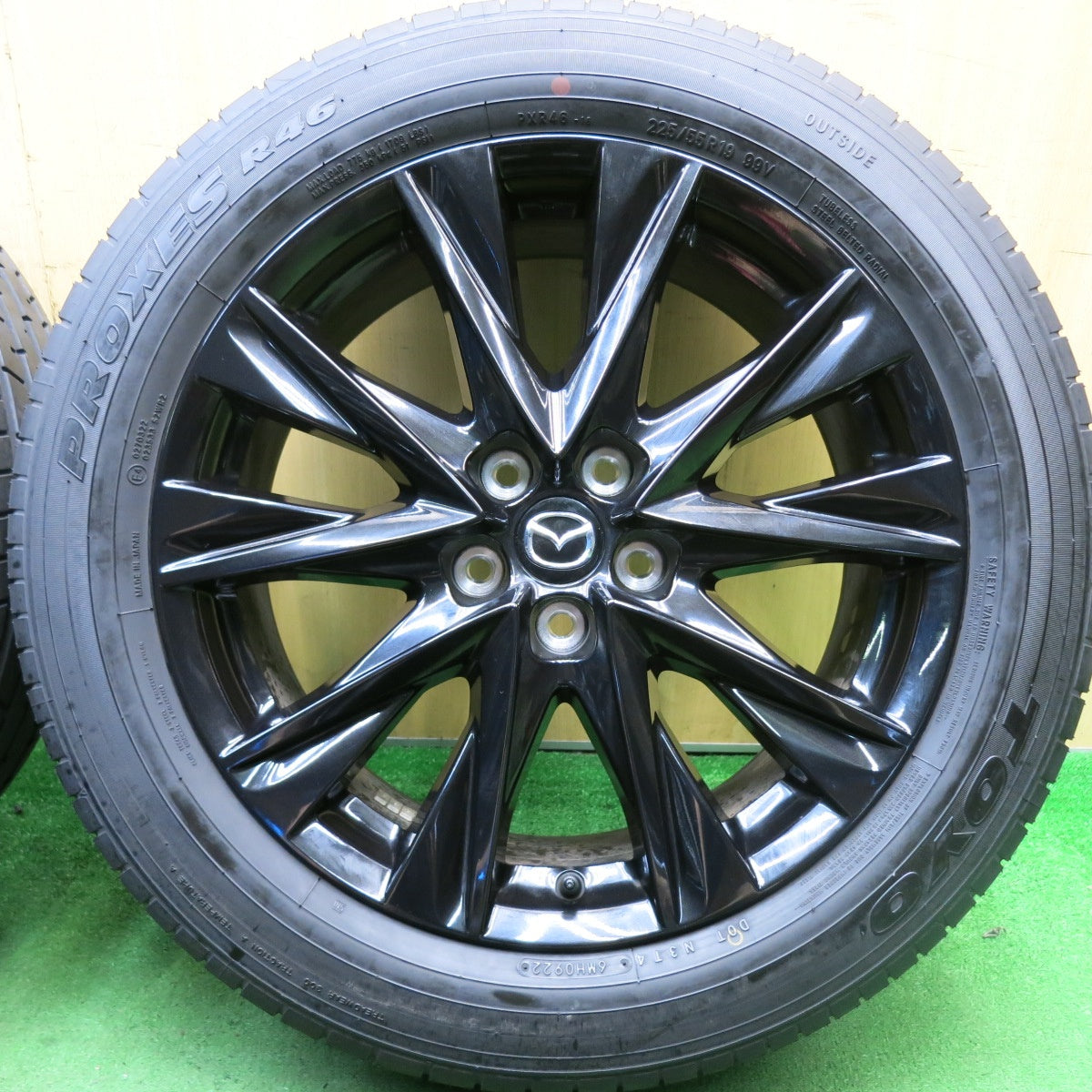 バリ溝!22年!キレイ!ほぼ10分★マツダ CX-5 純正 225/55R19 トーヨー プロクセス R46 19インチ CX5 PCD114.3/5H★5062901HAノ