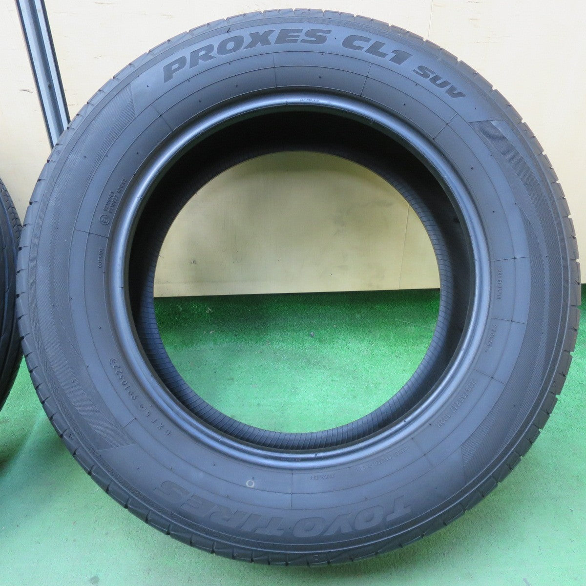 バリ溝!22年!9分★225/65R17 トーヨー プロクセス CL1 SUV タイヤ 17インチ ハリアー RAV4 CX-5 エクストレイル 等★5051707イノタ