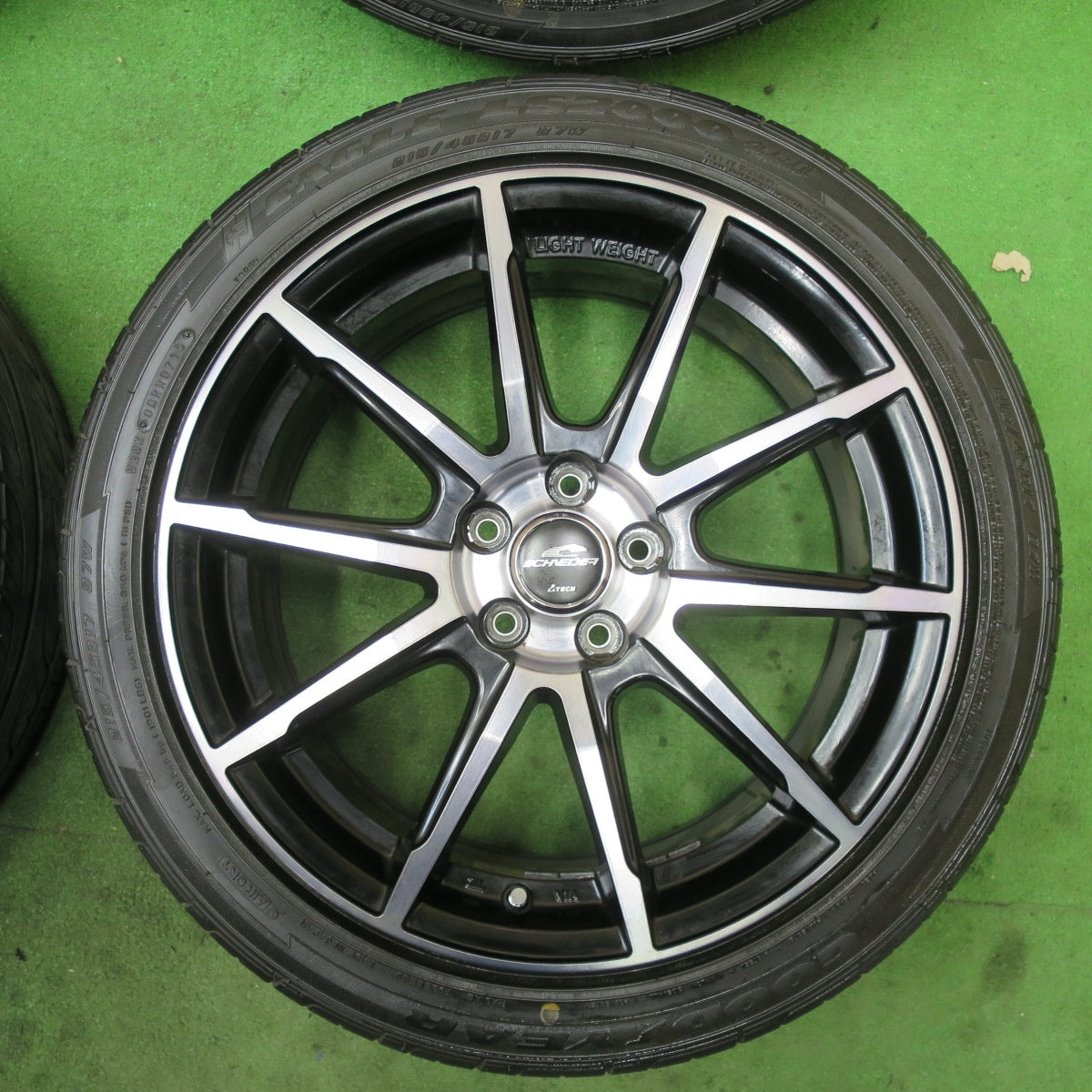 バリ溝!キレイ!9.5分★86 BRZ 等 215/45R17 グッドイヤー イーグル LS2000 hybrid2 SCHNEIDER シュナイダー 17インチ PCD100/5H★5092303TTノ