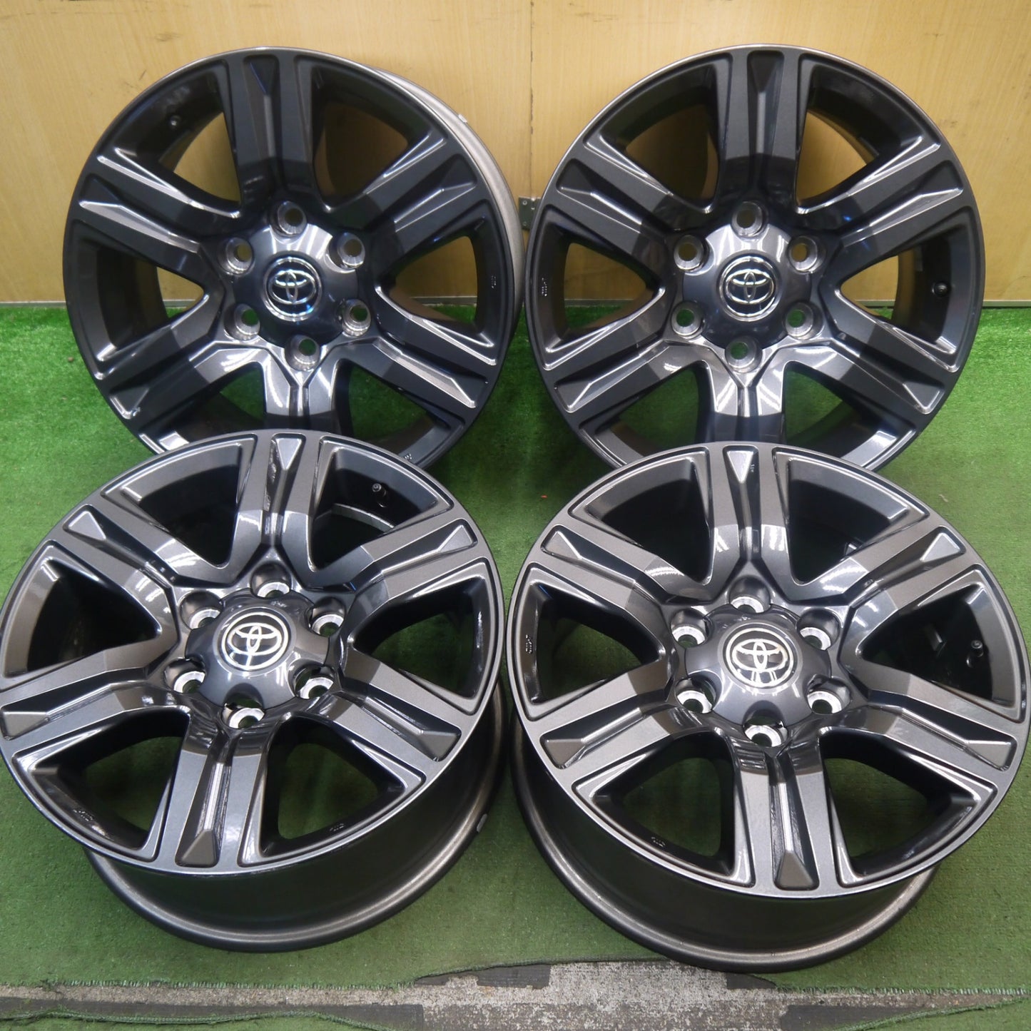 新車外し★トヨタ GUN125 ハイラックス Z グレード 純正 ホイール 17インチ 17×7.5J PCD139.7/6H★5082702Hホ