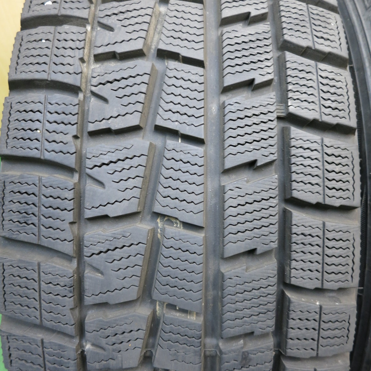 バリ溝!9.5分以上★マツダ MPV 純正 215/60R16 スタッドレス ダンロップ ウインターマックス WM01 16インチ PCD114.3/5H★5061204AKス