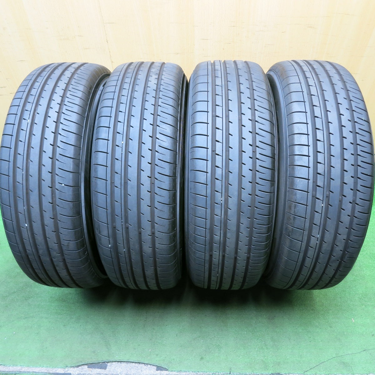 バリ溝!23年!キレイ!9.5分★日産 Z51 ムラーノ 純正 235/65R18 ヨコハマ BluEarth-XT AE61 18インチ PCD114.3/5H★5072708HAノ