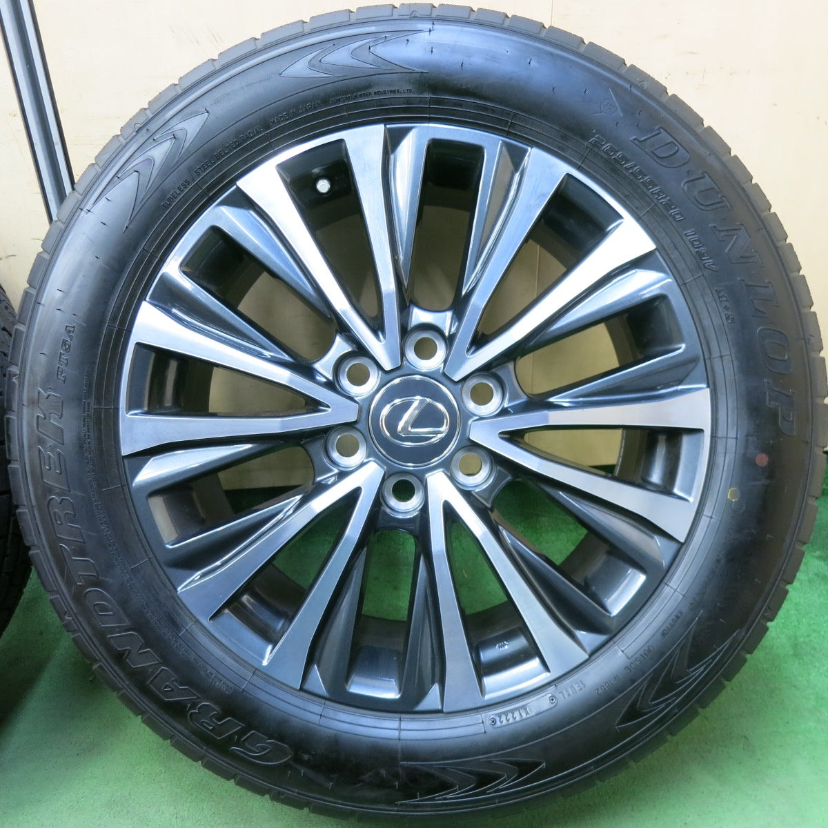 新車外し!22年!センサー付★レクサス LX 600 純正 265/55R20 ダンロップ グラントレック PT5A 20インチ PCD139.7/6H★5082603SKノ