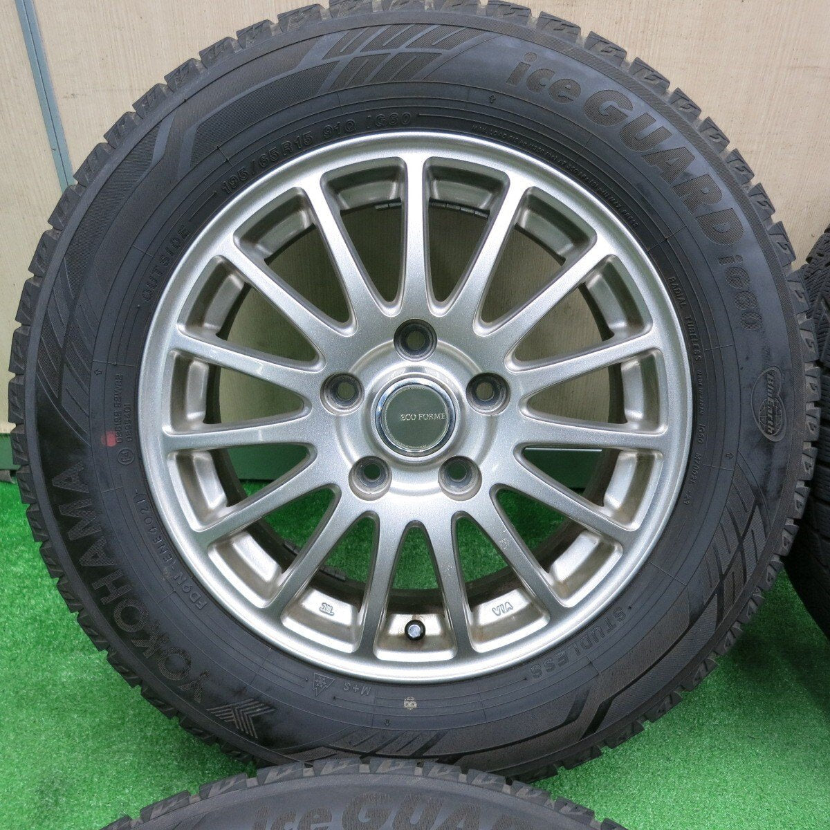 バリ溝!21年!8.5分★スタッドレス 195/65R15 ヨコハマ アイスガード iG60 ECO FORME エコフォルム PCD114.3/5H★4111310TNス