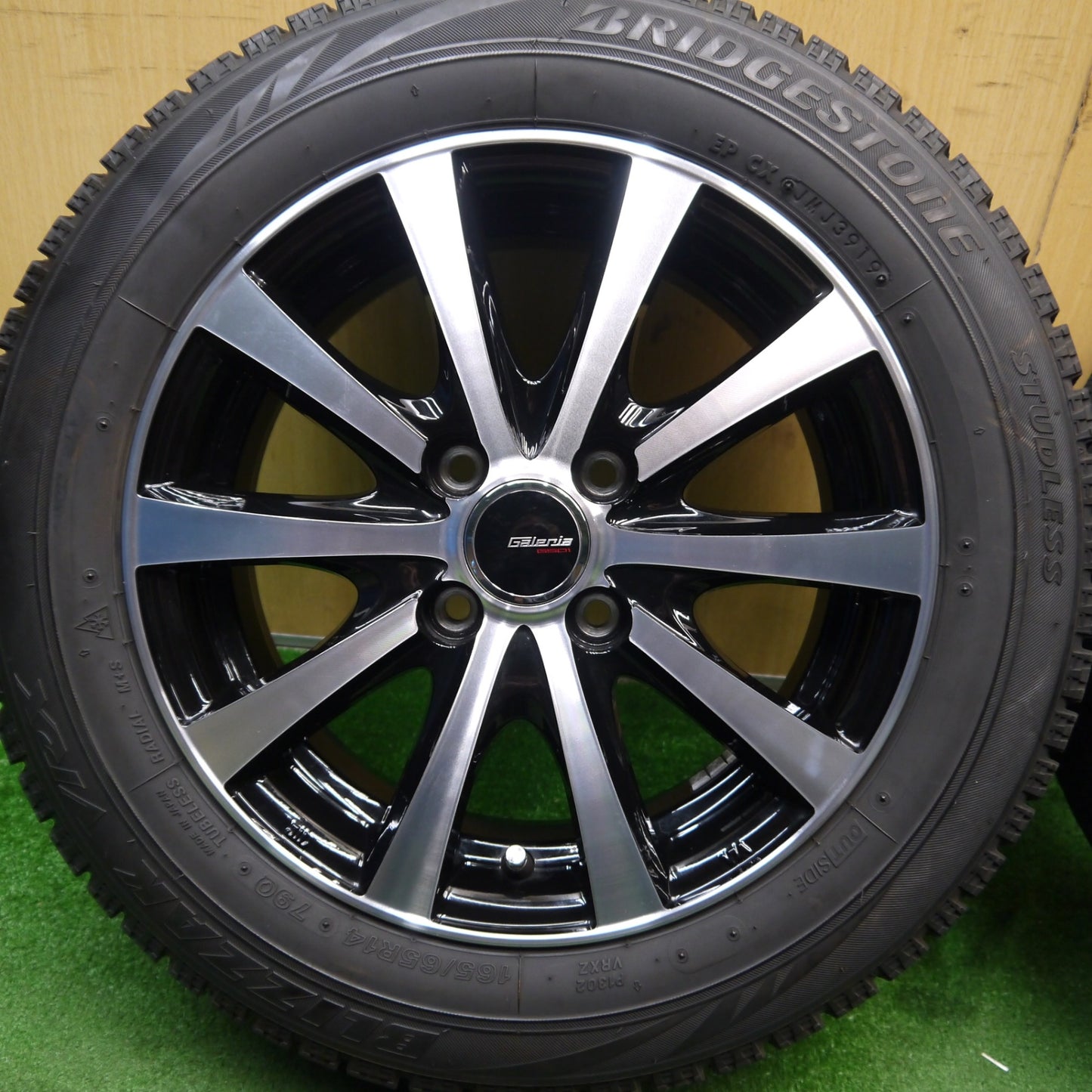 キレイ★スタッドレス 165/65R14 ブリヂストン ブリザック VRX Galeria GS01 ガレリア 14インチ ハスラー ソリオ 等 PCD100/4H★5042805Hス