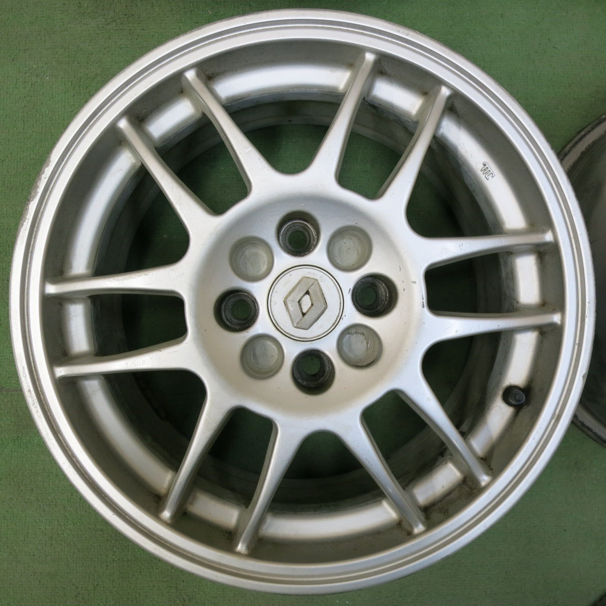 4本価格★ルノー ルーテシア メガーヌ 等 純正 O・Z ホイール 15インチ 15×7J OZ PCD100/4H★5042511SYホ