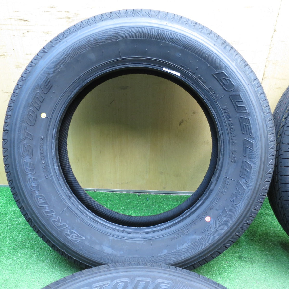 新車外し!25年★ジムニー 175/80R16 ブリヂストン デューラー H/L 852 タイヤ 16インチ★5043001KKノタ