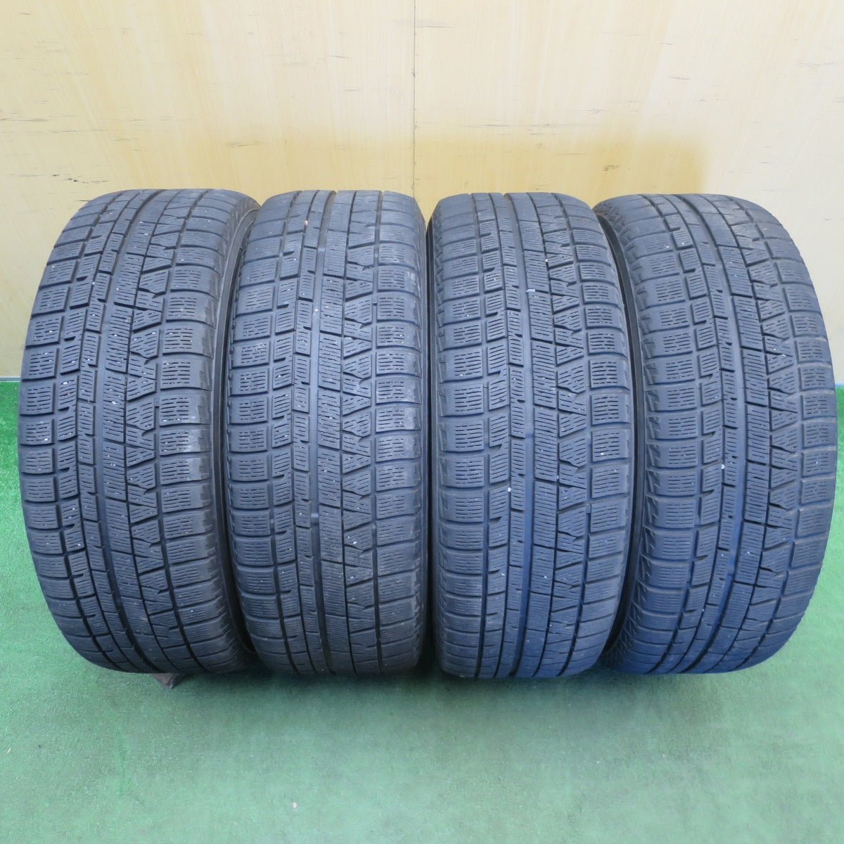 バリ溝!8.5分★トヨタ 10系 アルファード ヴェルファイア 純正 215/55R17 スタッドレス ヨコハマ アイスガード iG50 プラス 17インチ PCD114.3/5H★6051008NJス