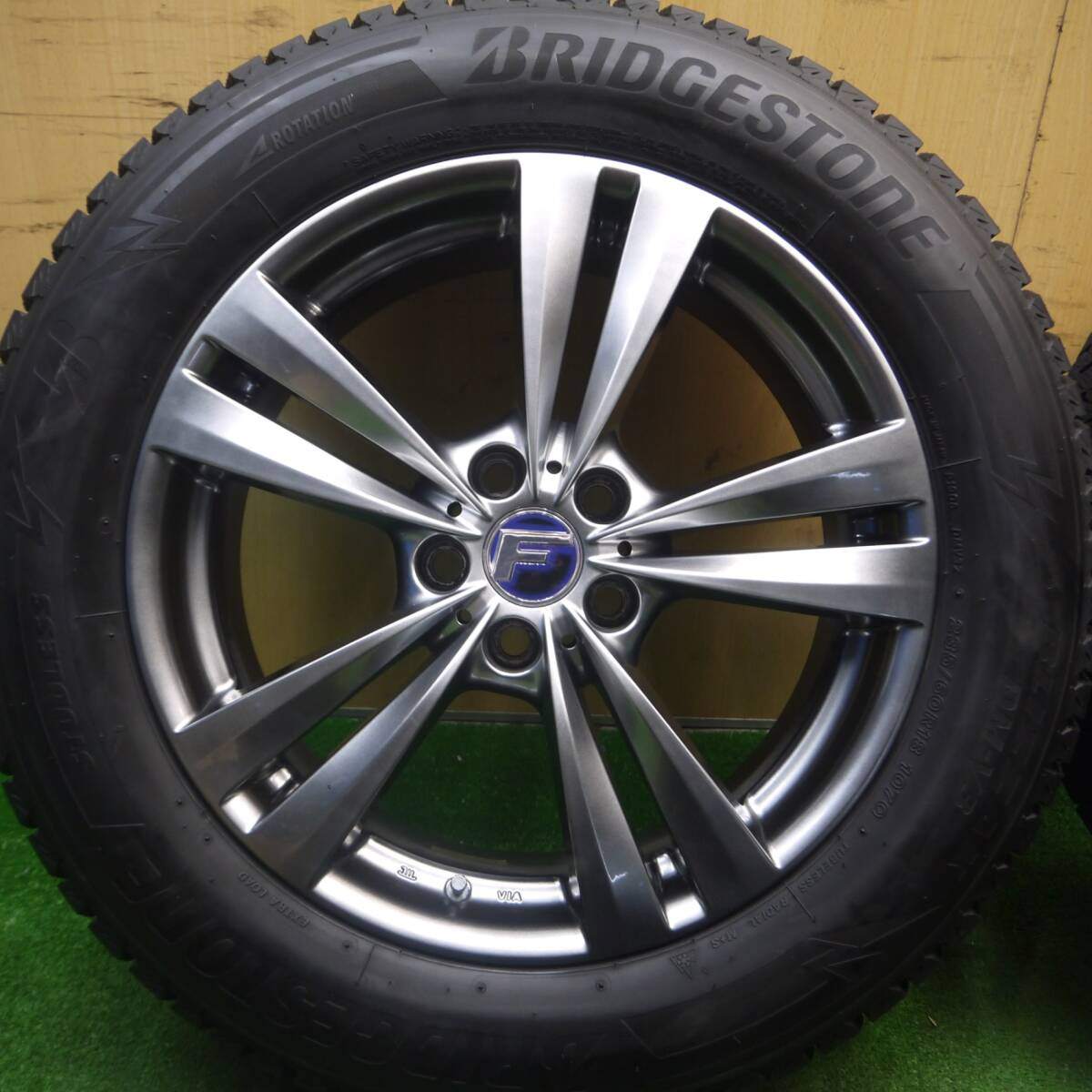 バリ溝!23年!キレイ!9.5分★Lehrmeister L-F LOUNGE 235/60R18 スタッドレス ブリヂストン ブリザック DM-V3 レアマイスター L-Fラウンジ 18インチ PCD114.3/5H★5022111Hス