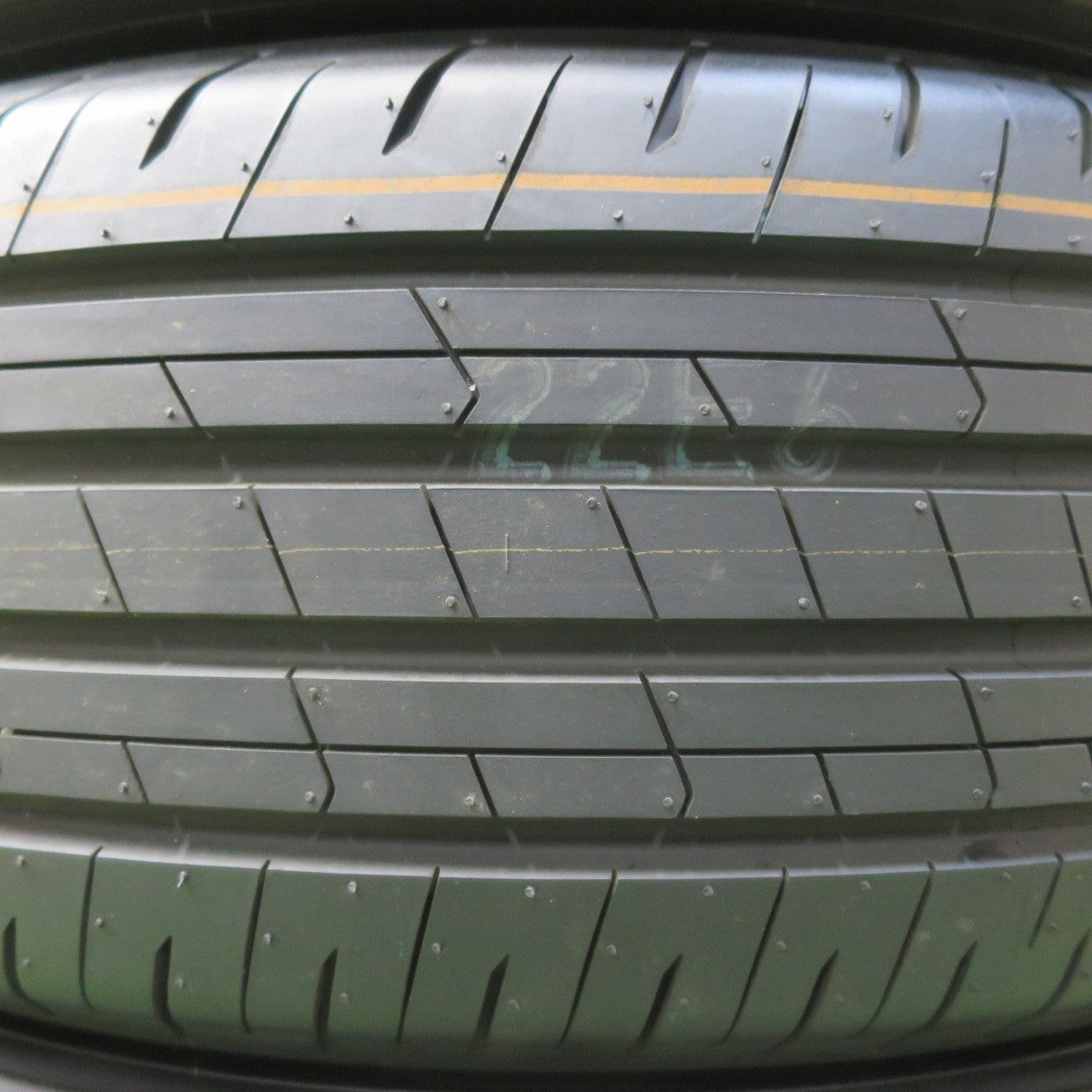 新車外し!24年★225/60R18 トーヨー プロクセス Comfort タイヤ 18インチ 40系 アルファード ヴェルファイア ハリアー等★5050204イノタ
