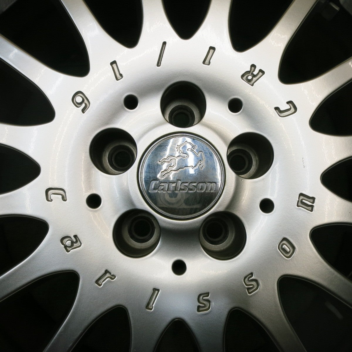 キレイ★プリウス 等 Carlsson CR1/16 カールソン 18インチ ホイール 18×7.5J PCD100/5H★5081505HAホ