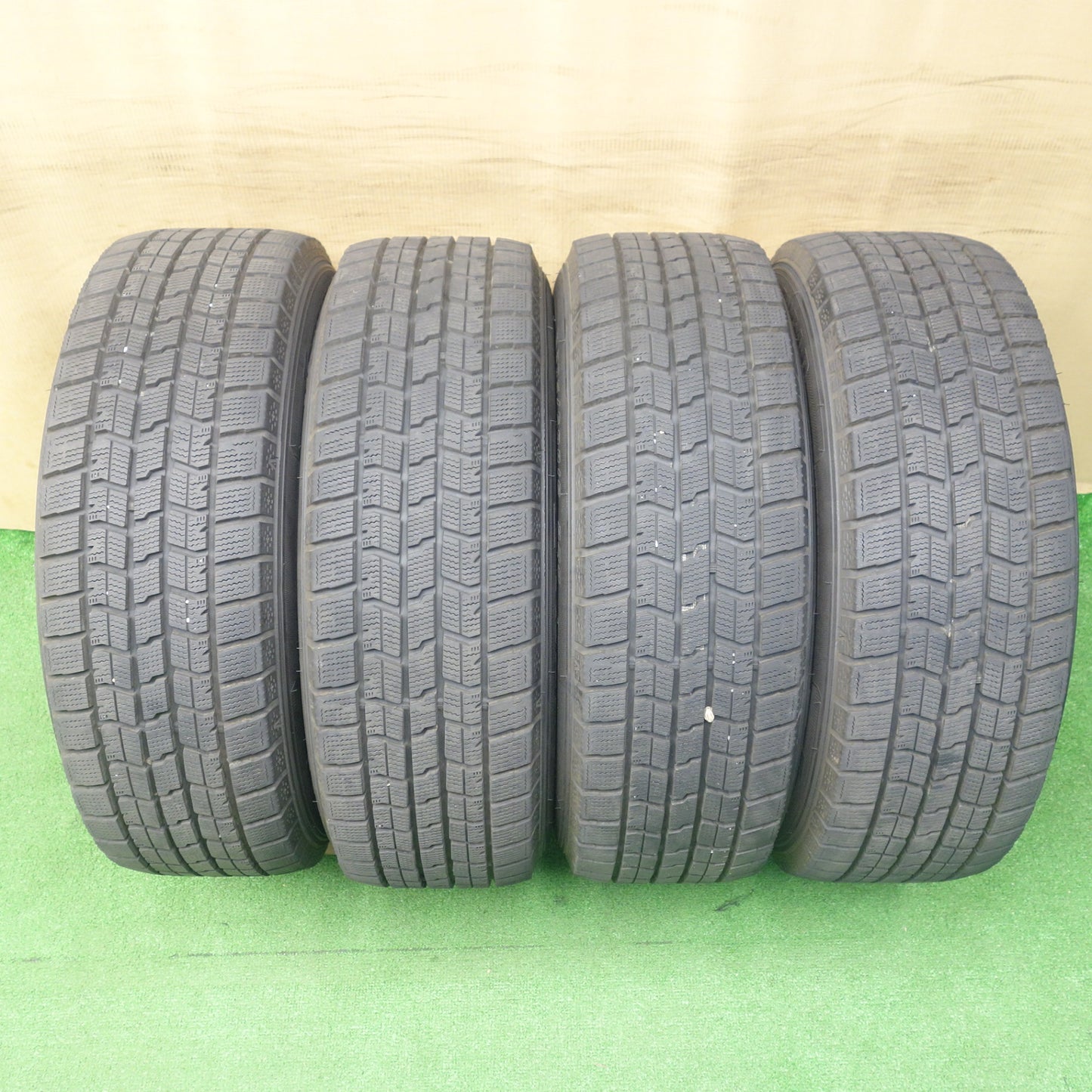 バリ溝!24年!キレイ!9.5分以上★スタッドレス 205/60R16 グッドイヤー アイスナビ7 ravrion LUMIERE ラブリオン 16インチ PCD114.3/5H★6022502KTス