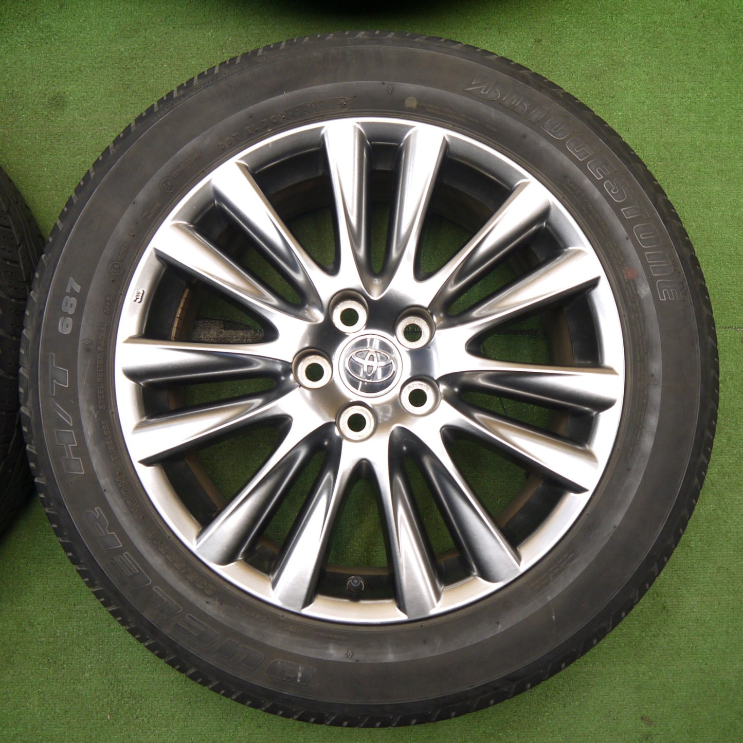 4本価格★トヨタ 60系 ハリアー 純正 235/55R18 ブリヂストン デューラー H/T 687 18インチ PCD114.3/5H★5060401KKノ