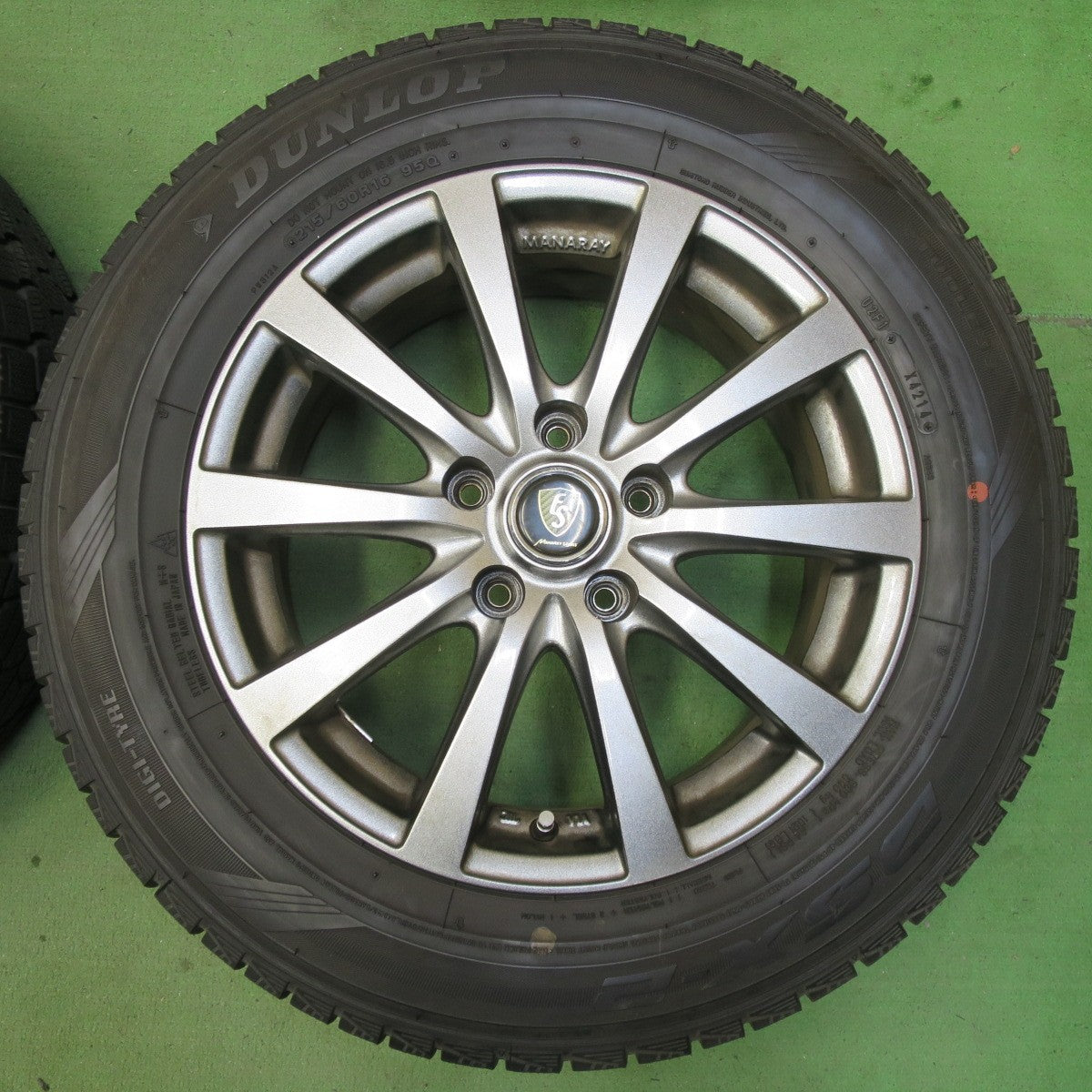 4本価格★スタッドレス 215/60R16 ダンロップ DSX-2 MANARAY SPORT マナレイスポーツ 16インチ PCD114.3/5H★5061302イス