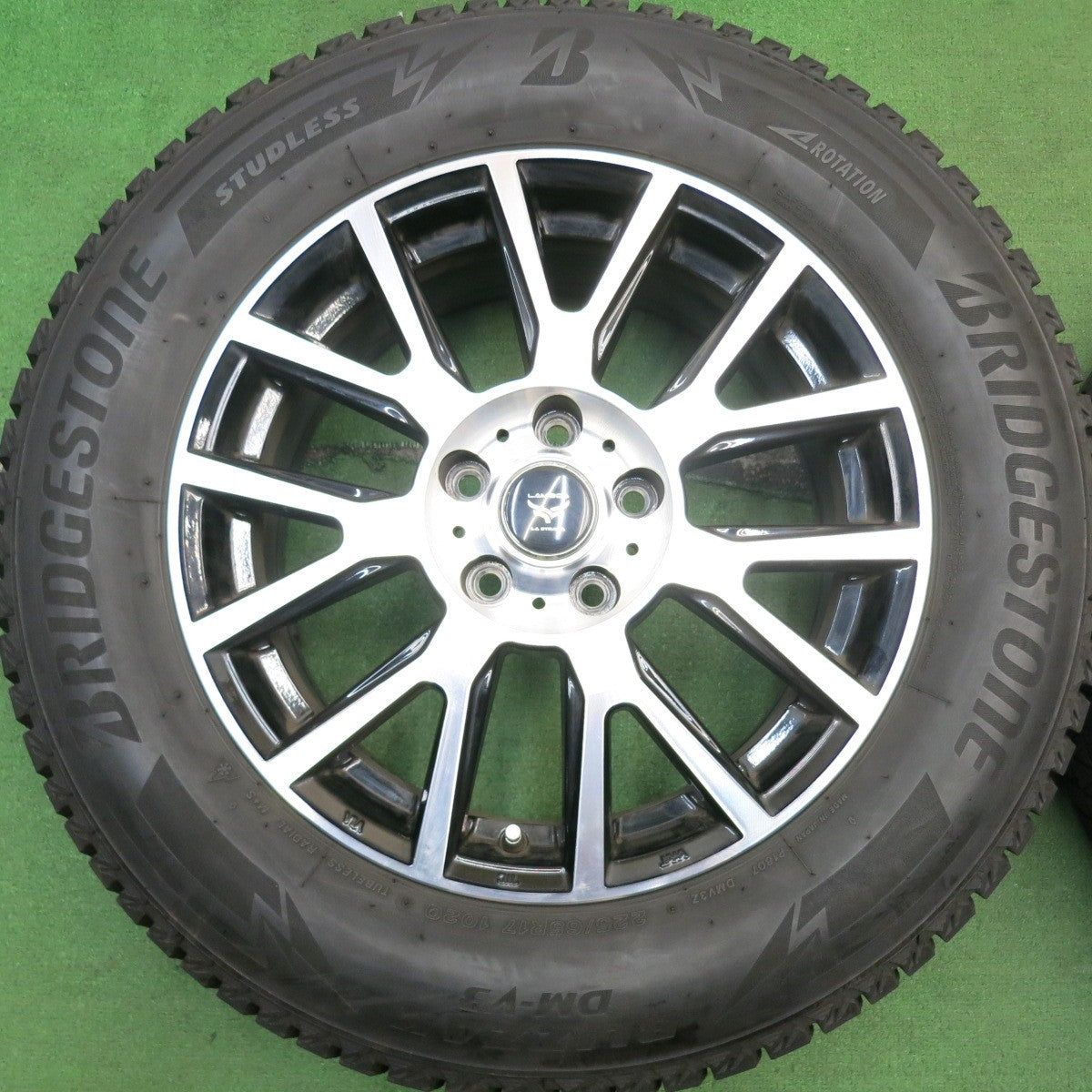 バリ溝!21年!キレイ!9分★スタッドレス 225/65R17 ブリヂストン ブリザック DM-V3 LAMBDA LA STRADA 阿部商会 17インチ PCD114.3/5H★5062003HAス