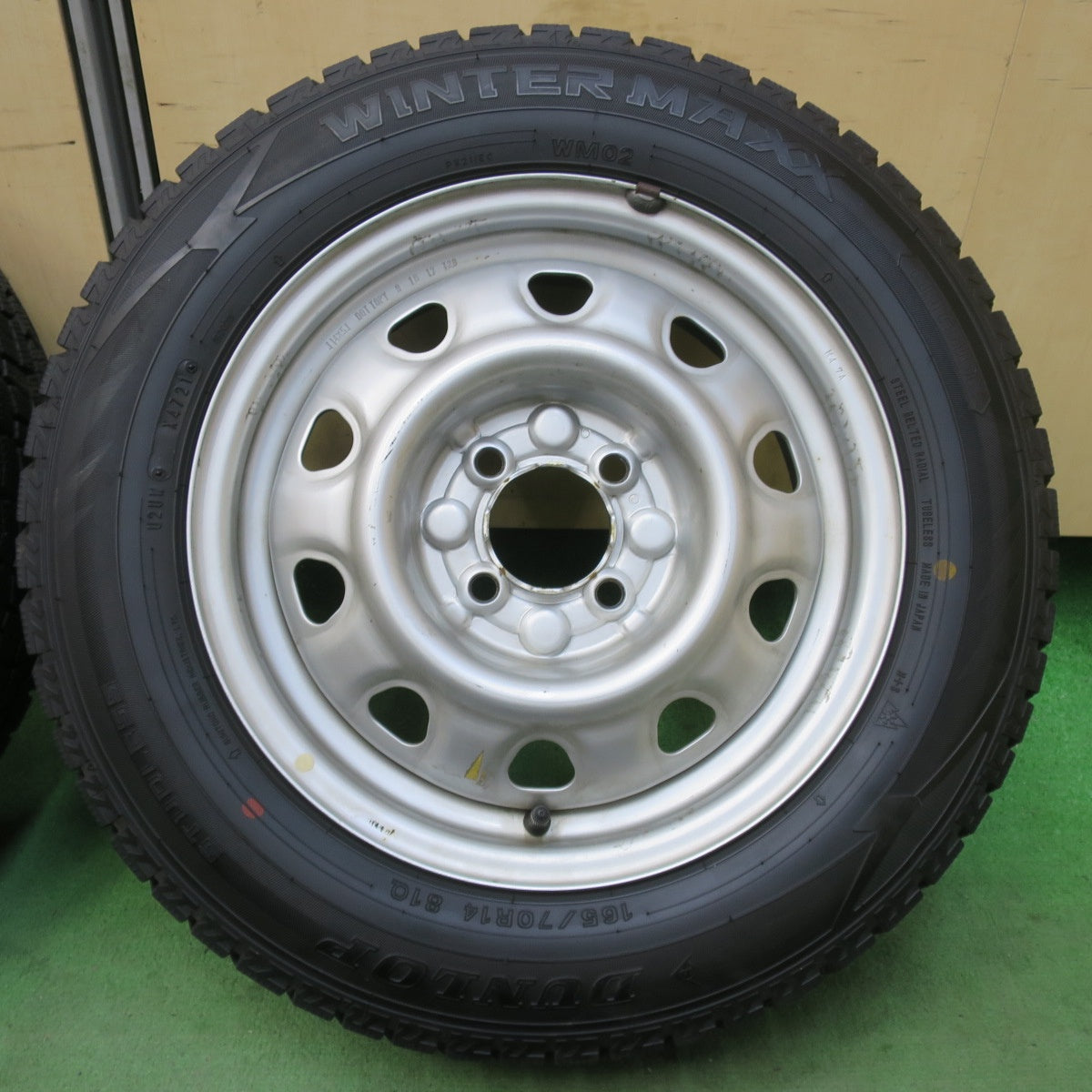 バリ溝!ほぼ10分★スタッドレス 165/70R14 ダンロップ ウインターマックス WM02 スチール ホイール 14インチ PCD100/4H★6010908イス
