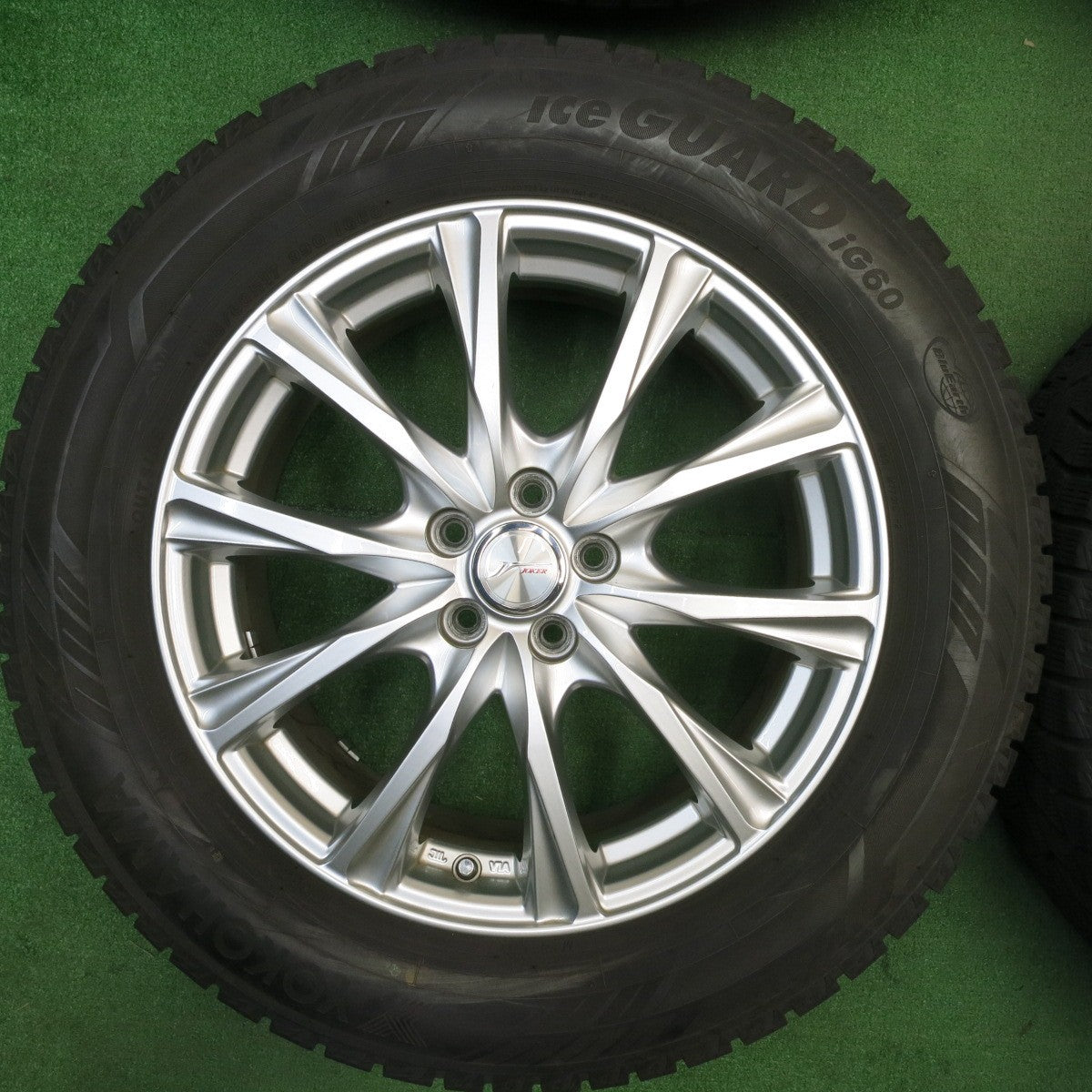 バリ溝!キレイ!9.5分★フォレスター XV 等 225/60R17 スタッドレス ヨコハマ アイスガード iG60 JOKER ジョーカー 17インチ PCD100/5H★5041801TNス