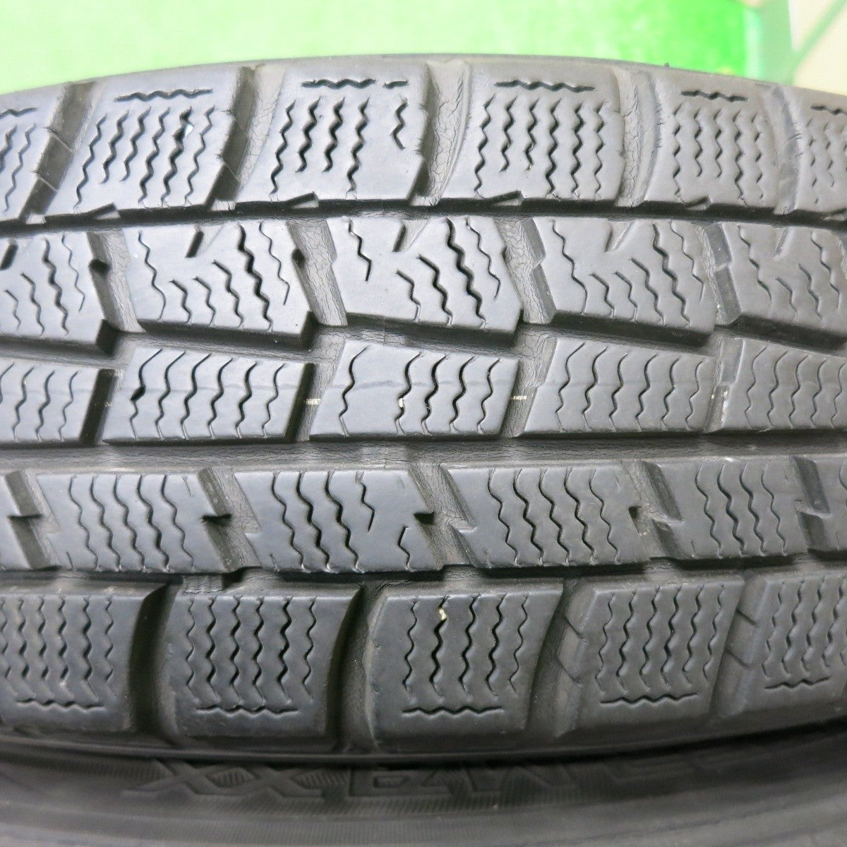 4本価格★スタッドレス 145/80R13 ダンロップ ウインターマックス WM01 Fang ファング 13インチ PCD100/4H★5010302NJス