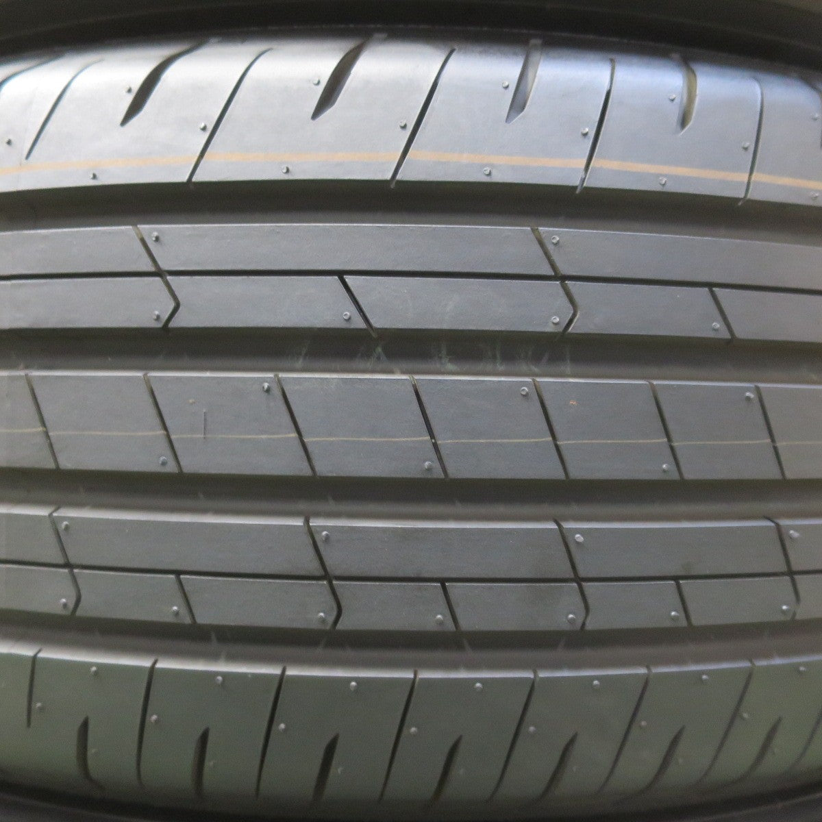 新車外し!26年★225/60R18 トーヨー プロクセス Comfort コンフォート タイヤ 18インチ 40系 アルファード ヴェルファイア ハリアー RAV4 等★6062412イノタ