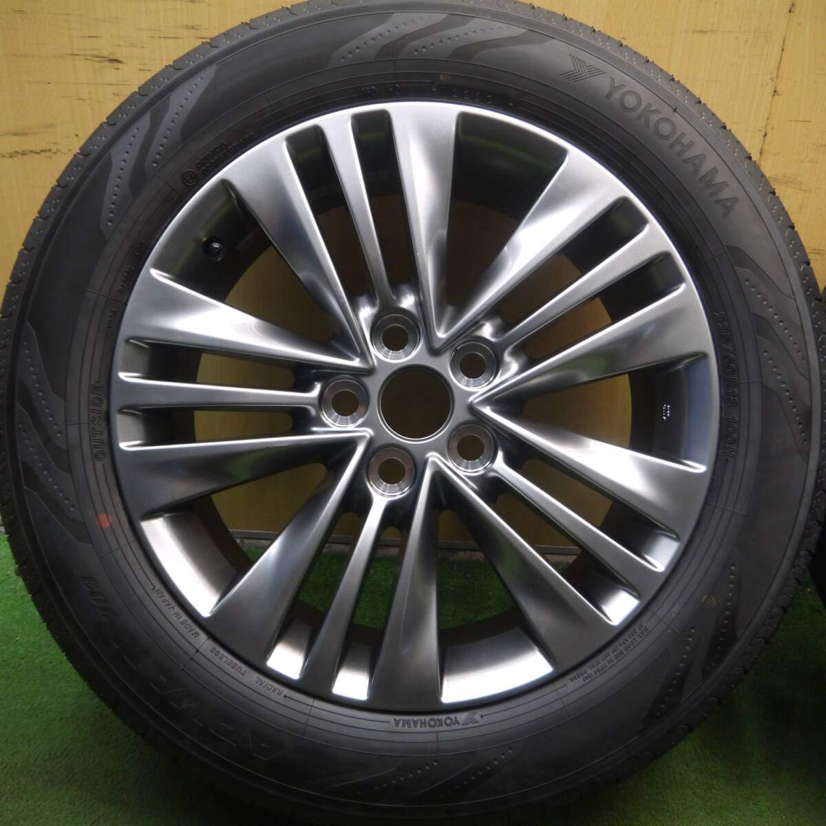 新車外し!23年★トヨタ 40系 アルファード 純正 ENKEI 225/60R18 ヨコハマ アドバン V03 エンケイ PCD120/5H★4031505Hノ