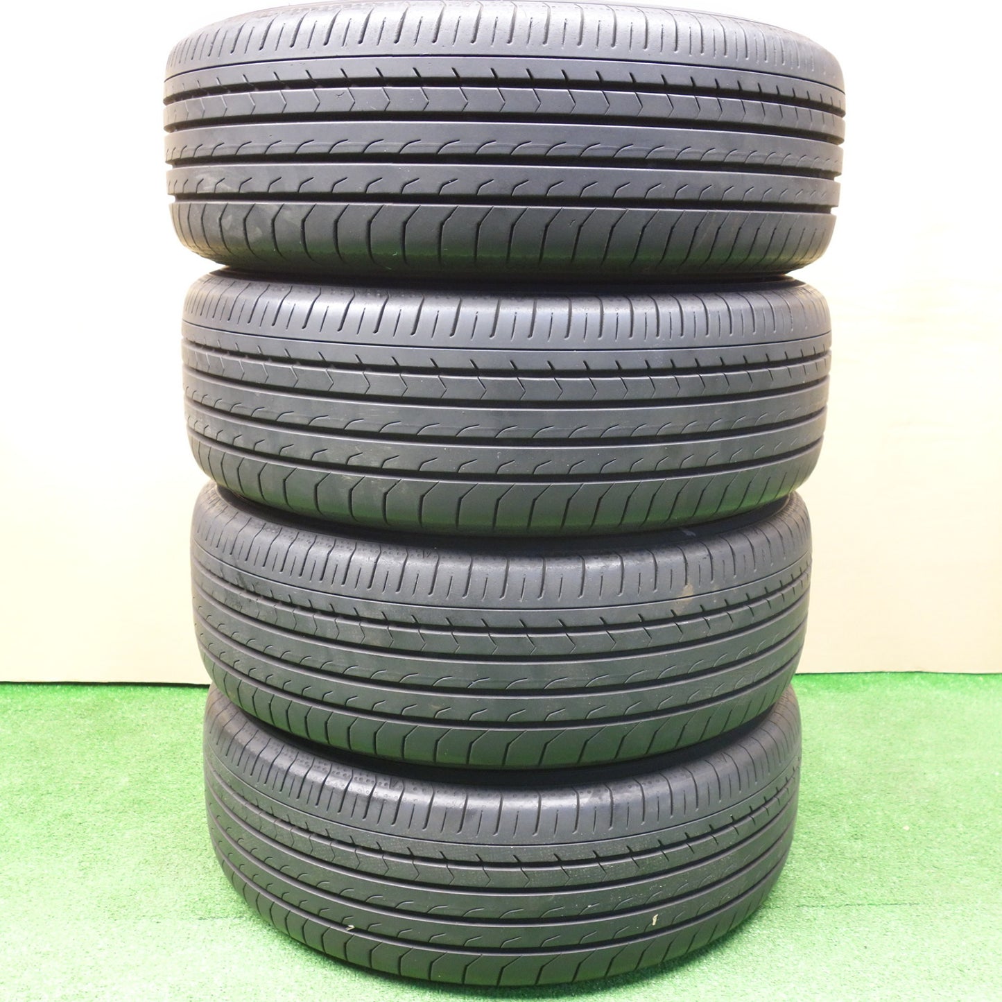 バリ溝!23年!9.5分★トヨタ エスクァイア 80系 ノア ヴォクシー 純正 195/65R15 ヨコハマ BluEarth-RV RV03 15インチ PCD114.3/5H★5121801KTノ