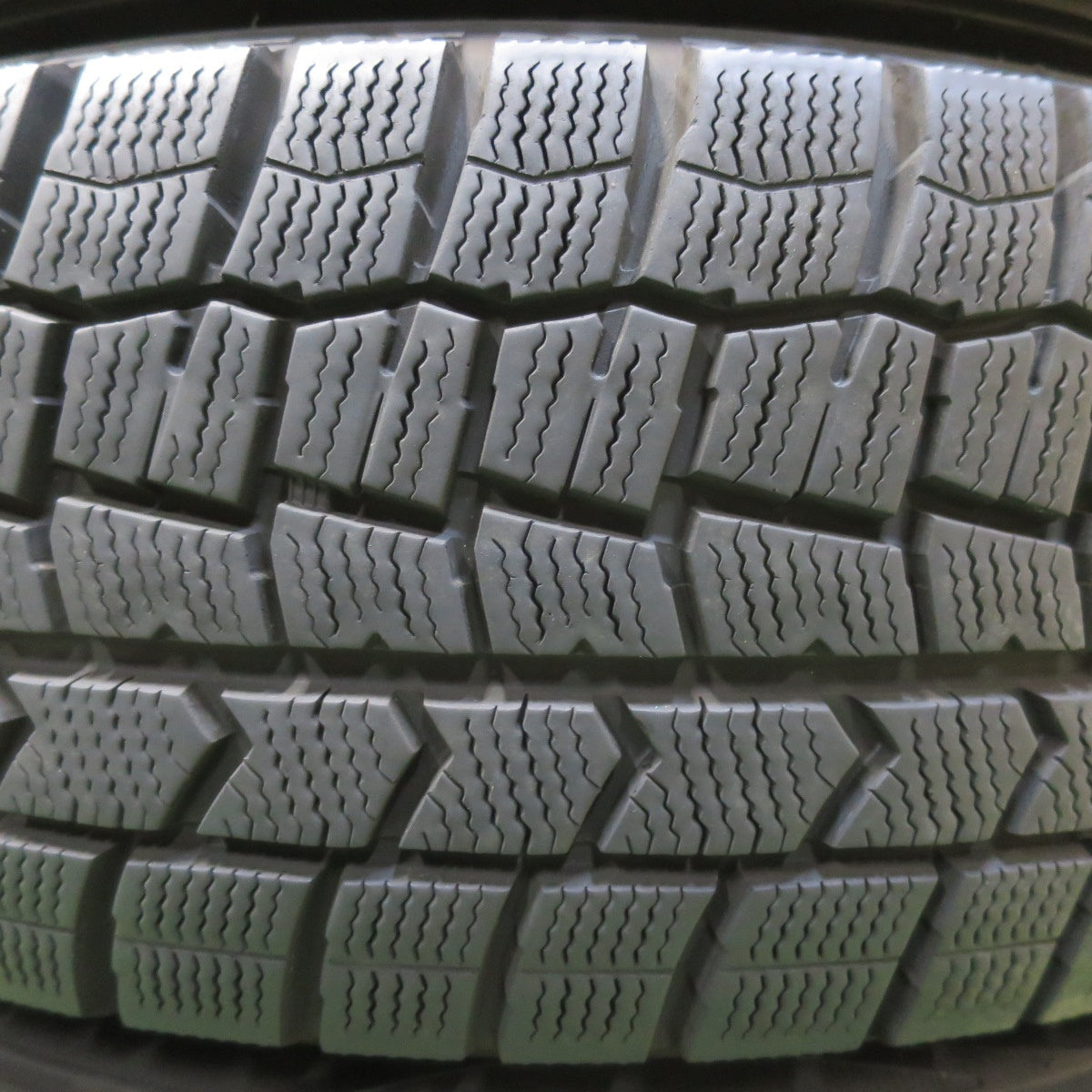 バリ溝!21年!キレイ!9.5分★プリウス 等 195/65R15 スタッドレス ダンロップ ウインターマックス WM02 VELVA SPORTZ ヴェルヴァ 15インチ PCD100/5H★5053105イス