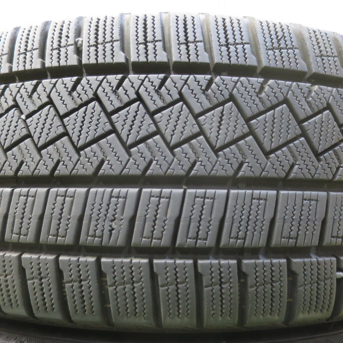 バリ溝!22年!9分★ベンツ Aクラス W177 純正 225/45R18 スタッドレス ピレリ アイスゼロ アイスアシンメトリコ プラス 18インチ PCD112/5H★5062503イス