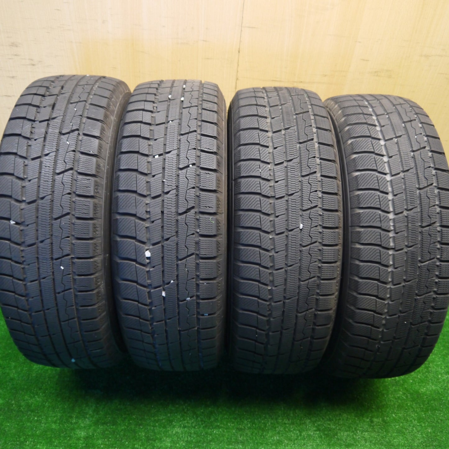 バリ溝!23年!キレイ!9.5分以上★スタッドレス 225/65R17 トーヨー ウインター トランパス TX JOKER ジョーカー 17インチ PCD120/5H★5100804Hス