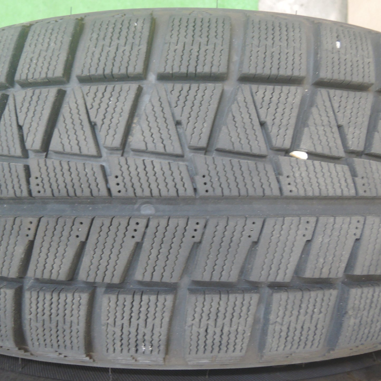 バリ溝!23年!キレイ!9分★スタッドレス 215/60R16 ブリヂストン アイスパートナー2 BALMINUM バルミナ 16インチ PCD114.3/5H★5042302TTス