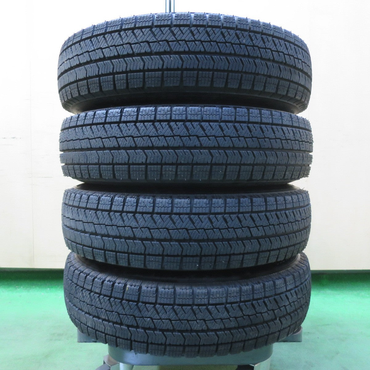 バリ溝!24年!ほぼ10分★スタッドレス 145/80R13 ブリヂストン ブリザック VRX2 TOPY スチール ホイール 13インチ PCD100/4H★5051504イス