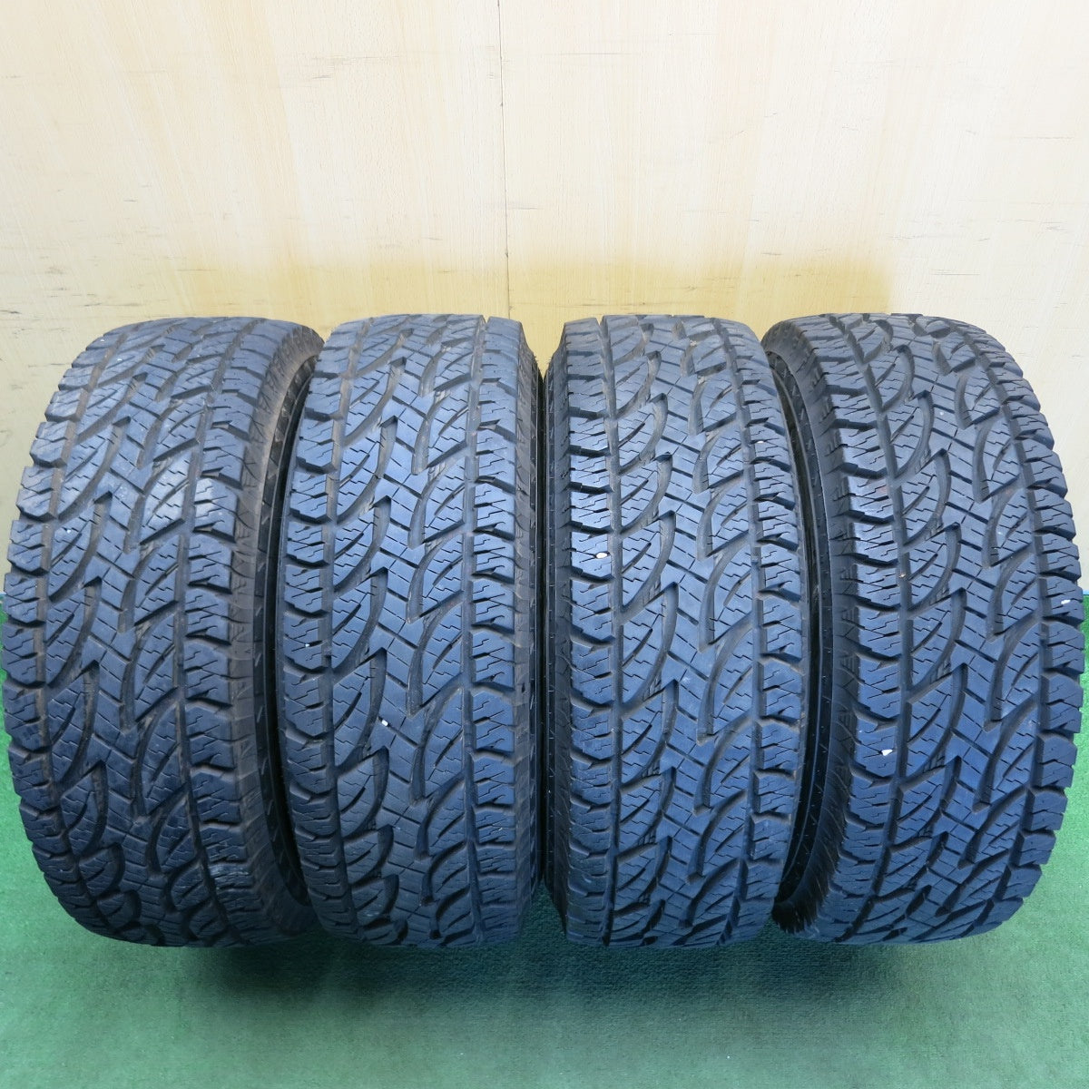 バリ溝!9.5分★31×10.50R15 LT 6PR ブリヂストン デューラー A/T 694 社外 アルミ レンコン ホイール 15インチ PCD139.7/6H★6051401HAノ