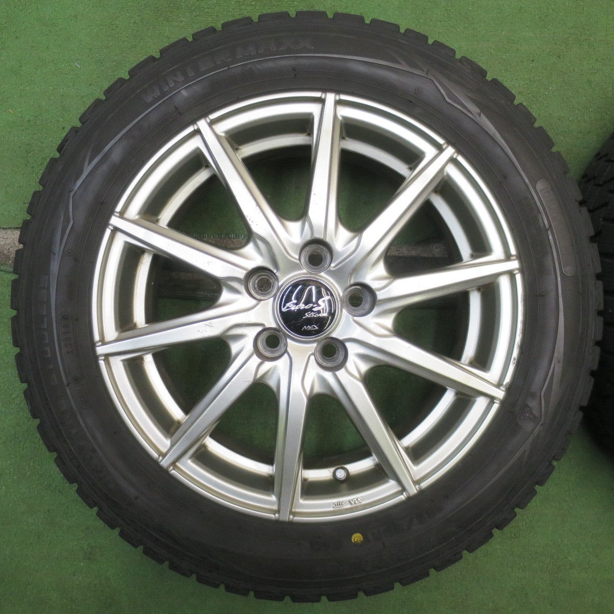 バリ溝!9.5分★シエンタ 等 185/60R15 スタッドレス ダンロップ ウインターマックス WM01 Euro-S Stream MiD 15インチ PCD100/5H★5093005NJス