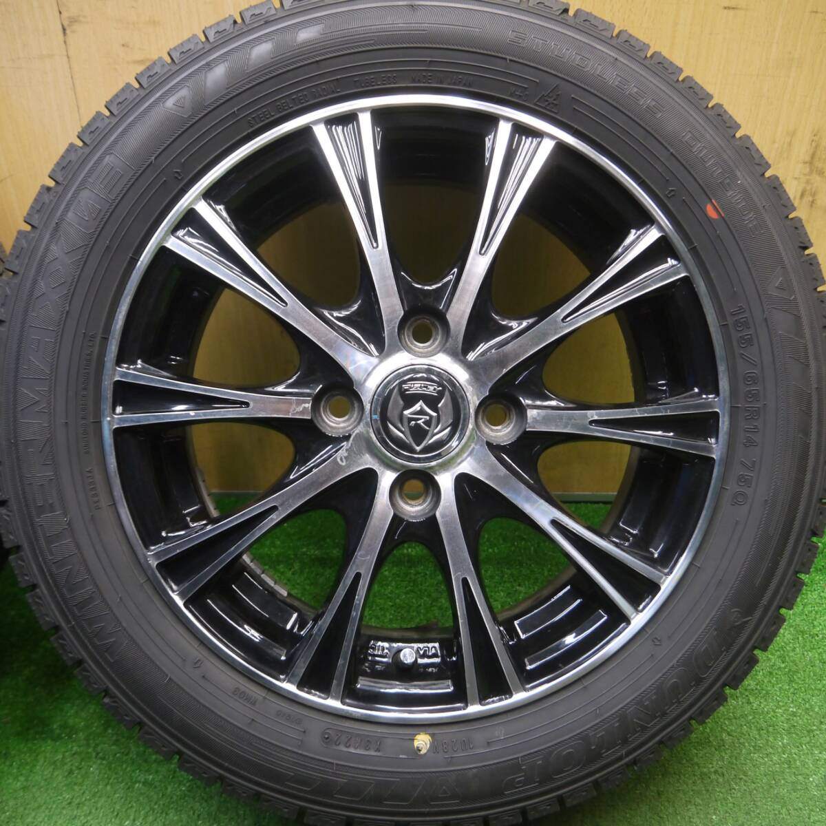 バリ溝!22年!9.5分以上★スタッドレス 155/65R14 ダンロップ ウインターマックス 03 RiZLEY ライツレー 14インチ PCD100/4H★5011713Hス