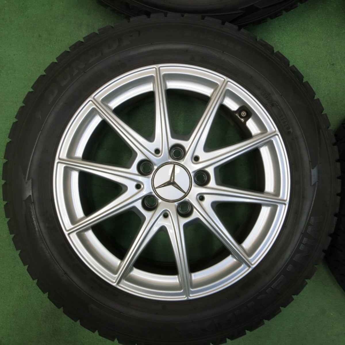バリ溝!キレイ!9.5分★ベンツ W177 Aクラス 純正 205/60R16 スタッドレス ダンロップ ウインターマックス WM02 16インチ PCD112/5H★4111202SYス