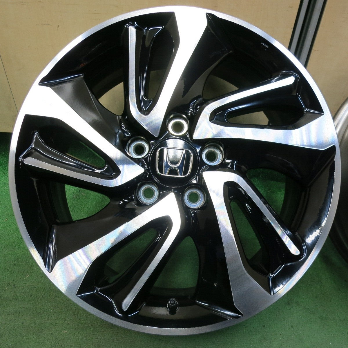 新車外し★ホンダ RP3 ステップワゴン スパーダ クールスピリット 純正 ホイール 17インチ 17×6J PCD114.3/5H★5021904SYホ