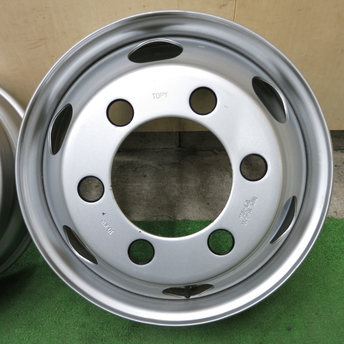 新車外し!6本★トラック エルフ キャンター デュトロ 等 純正 TOPY DM2K スチール ホイール 127-9CS 17.5インチ PCD222.25/6H★5090102ナホ