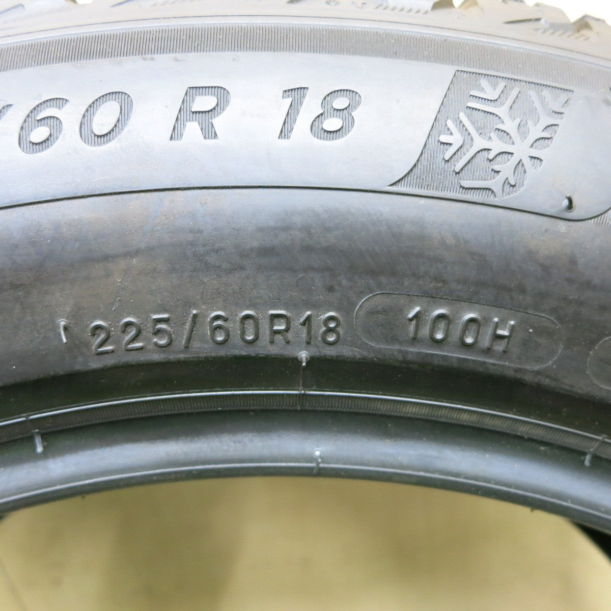 バリ溝!21年!9分!2本★スタッドレス 225/60R18 ミシュラン X-ICE SNOW タイヤ 18インチ レクサス NX RAV4 ハリアー 等★5052101ナスタ