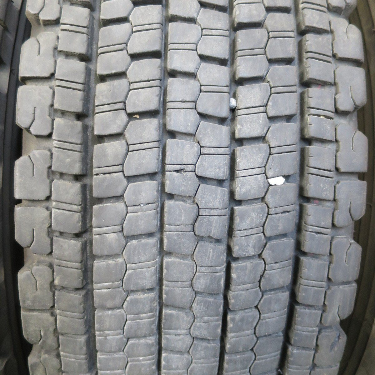 4本価格★トラック タイヤ 245/70R19.5 136/134J スタッドレス ブリヂストン W900 19.5インチ★4080203イスタ