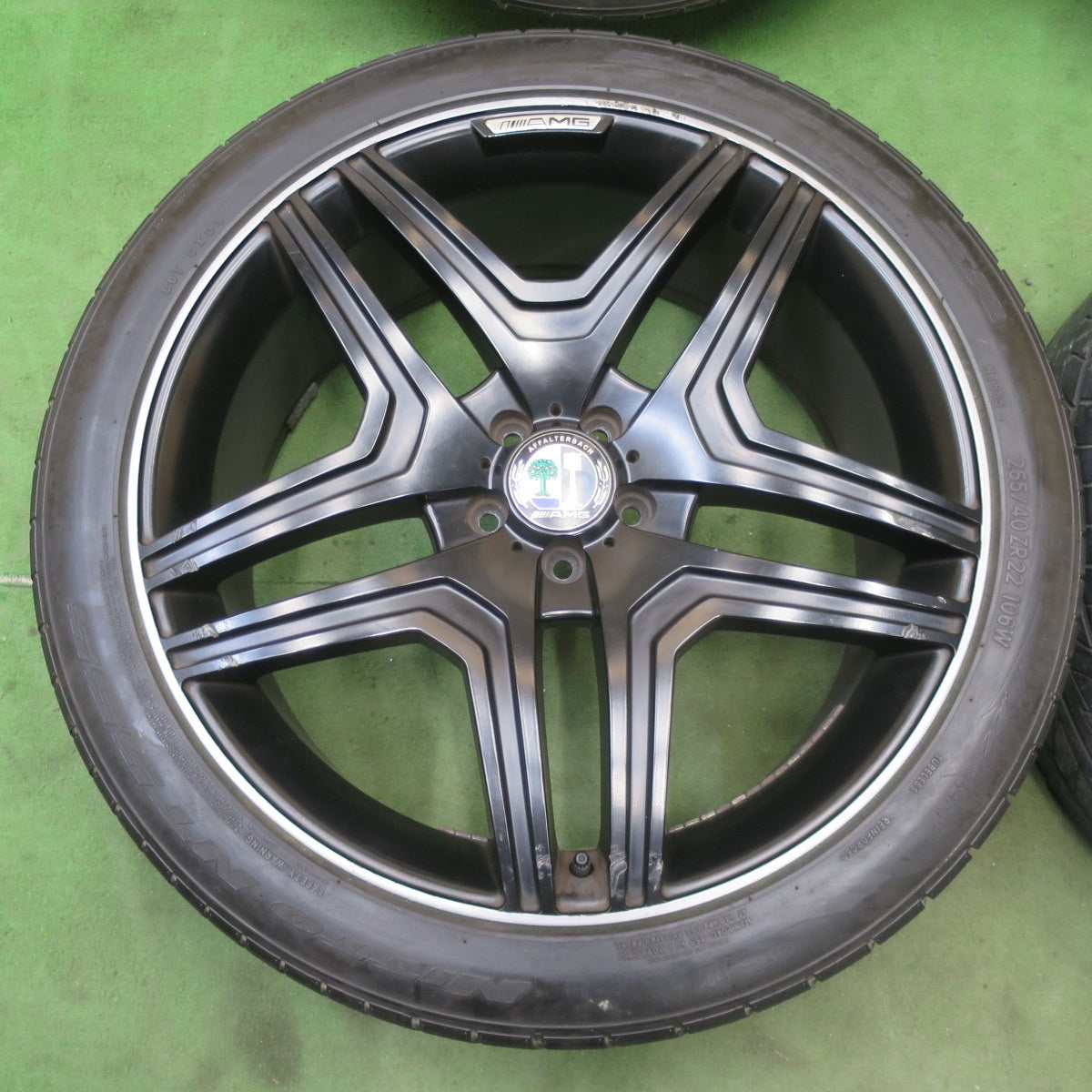 4本価格★ベンツ AMG タイプ 265/40R22 ニットー NT555 Extreme ZR 22インチ PCD112/5H★6013001ナノ