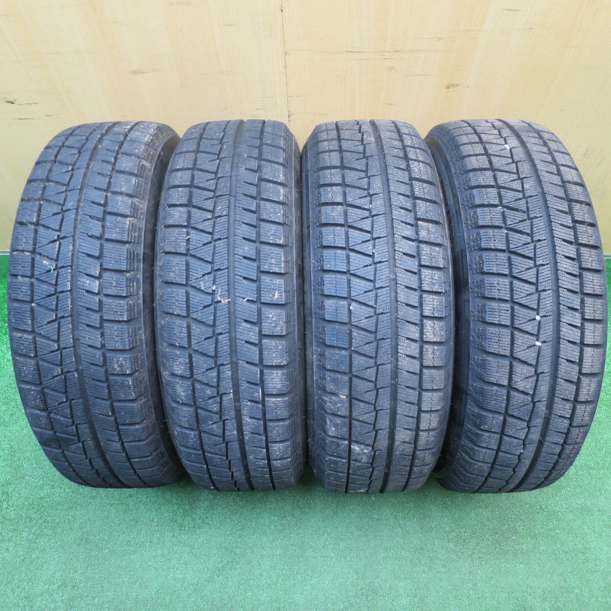 バリ溝!23年!キレイ!ほぼ10分★スタッドレス 195/65R15 ブリヂストン アイスパートナー2 TOPRUN トップラン 15インチ PCD114.3/5H★5112406NJス