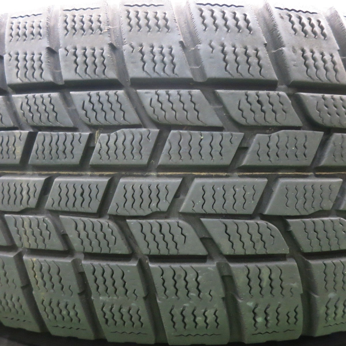4本価格★スタッドレス 195/65R15 グッドイヤー アイスナビ7 ravrion selzer ラブリオン PCD114.3/5H★4070503HAス