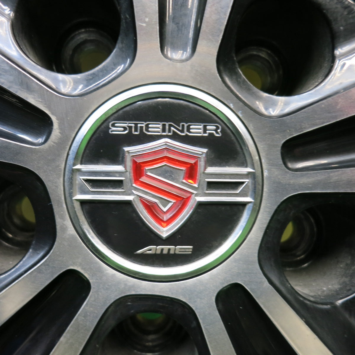 バリ溝!キレイ!9.5分以上★STEINER LST AME 225/65R17 スタッドレス ダンロップ ウインターマックス SJ8 17インチ シュタイナー PCD114.3/5H★5102508HAス