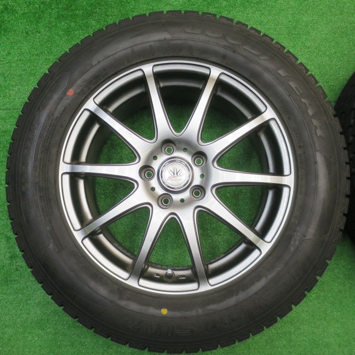 バリ溝!キレイ!9.5分★LOXARNY SPORT 225/65R17 スタッドレス グッドイヤー アイスナビ SUV ロクサーニ スポーツ 17インチ PCD114.3/5H★5101605NJス