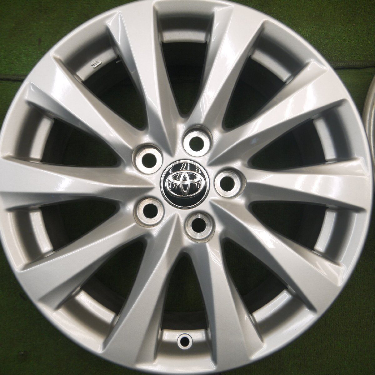 新車外し★トヨタ 70系 カムリ 純正 ホイール 17インチ 17×7.5J PCD114.3/5H★3100605Hホ