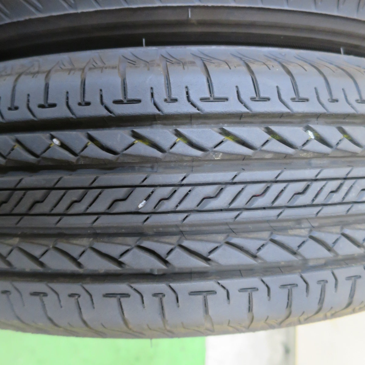 バリ溝!25年!9.5分!2本★ジムニー 等 175/80R16 ブリヂストン デューラー H/L 852 DUELER 16インチ タイヤ★6051301NGノタ