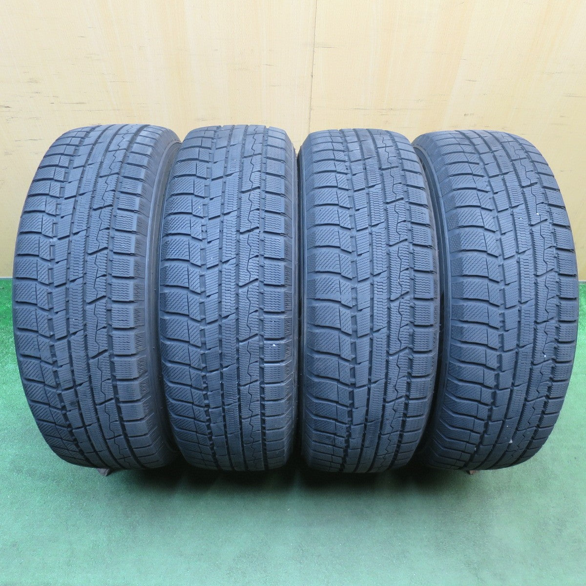 バリ溝!22年!9分★Air/G Rocks 4×4 Engineering 225/65R17 スタッドレス トーヨー ウインター トランパス TX 4X4 エンジニア 17インチ PCD114.3/5H★6052603NJス